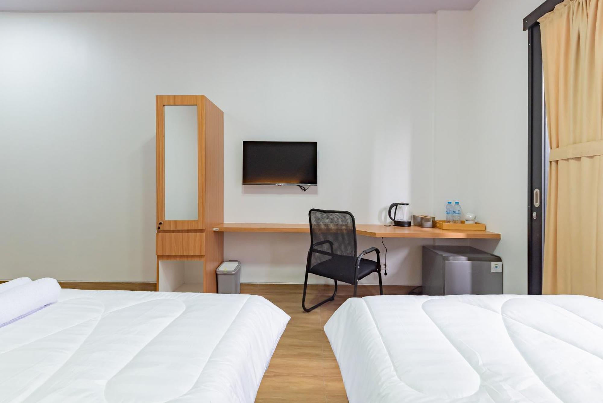 Urbanview Hotel Inkoppabri Cisarua Puncak ภายนอก รูปภาพ