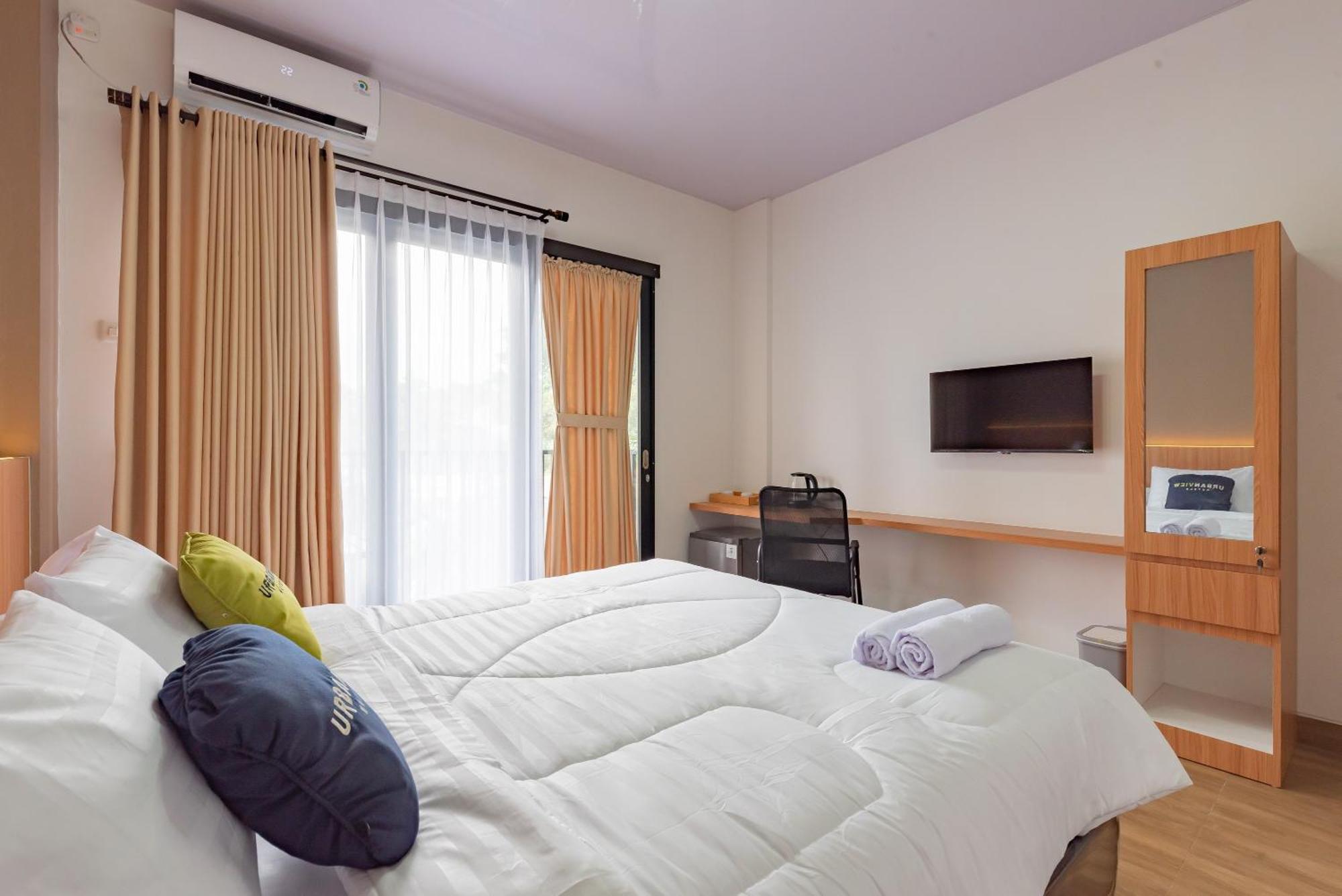 Urbanview Hotel Inkoppabri Cisarua Puncak ภายนอก รูปภาพ