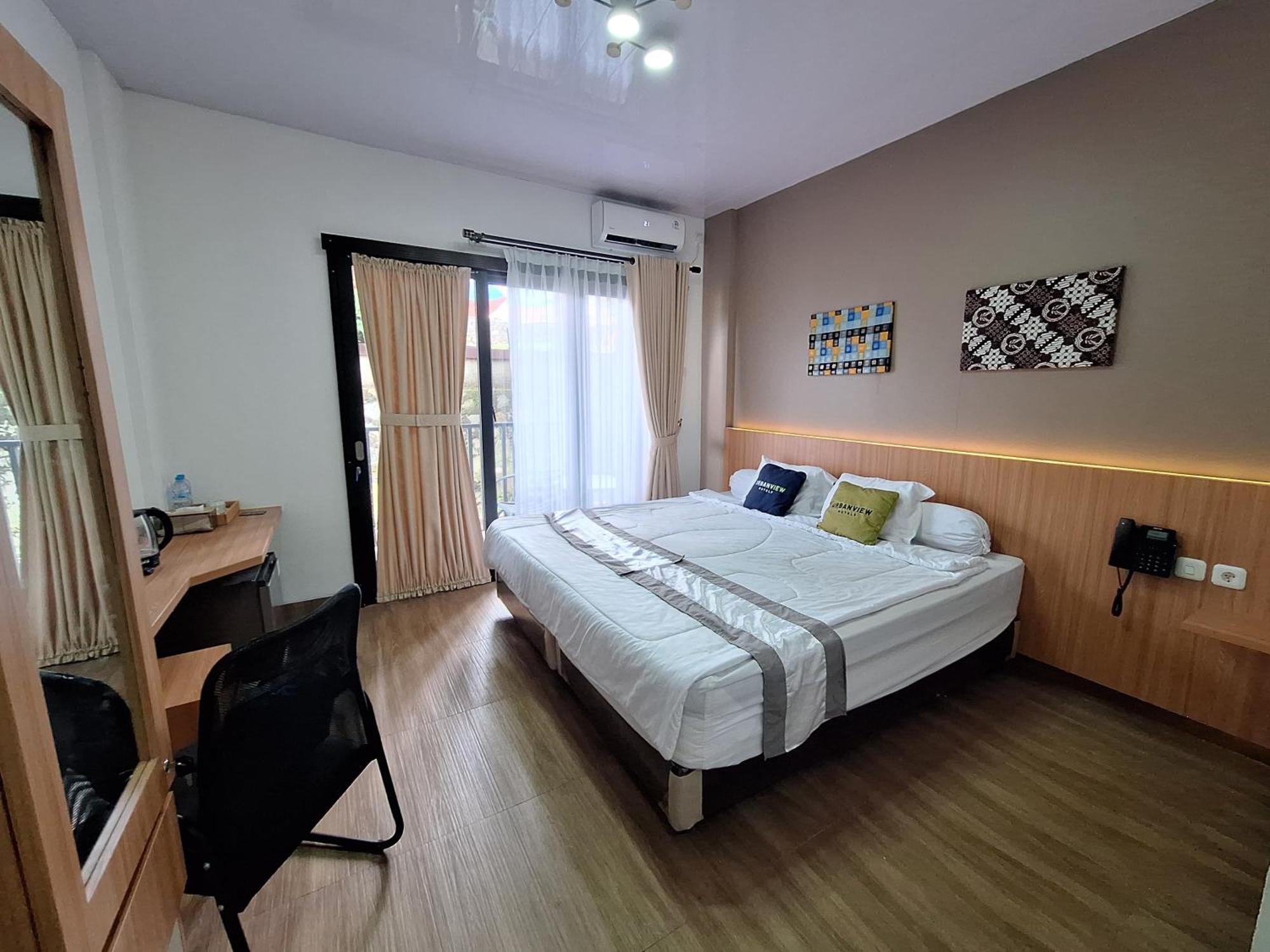 Urbanview Hotel Inkoppabri Cisarua Puncak ภายนอก รูปภาพ