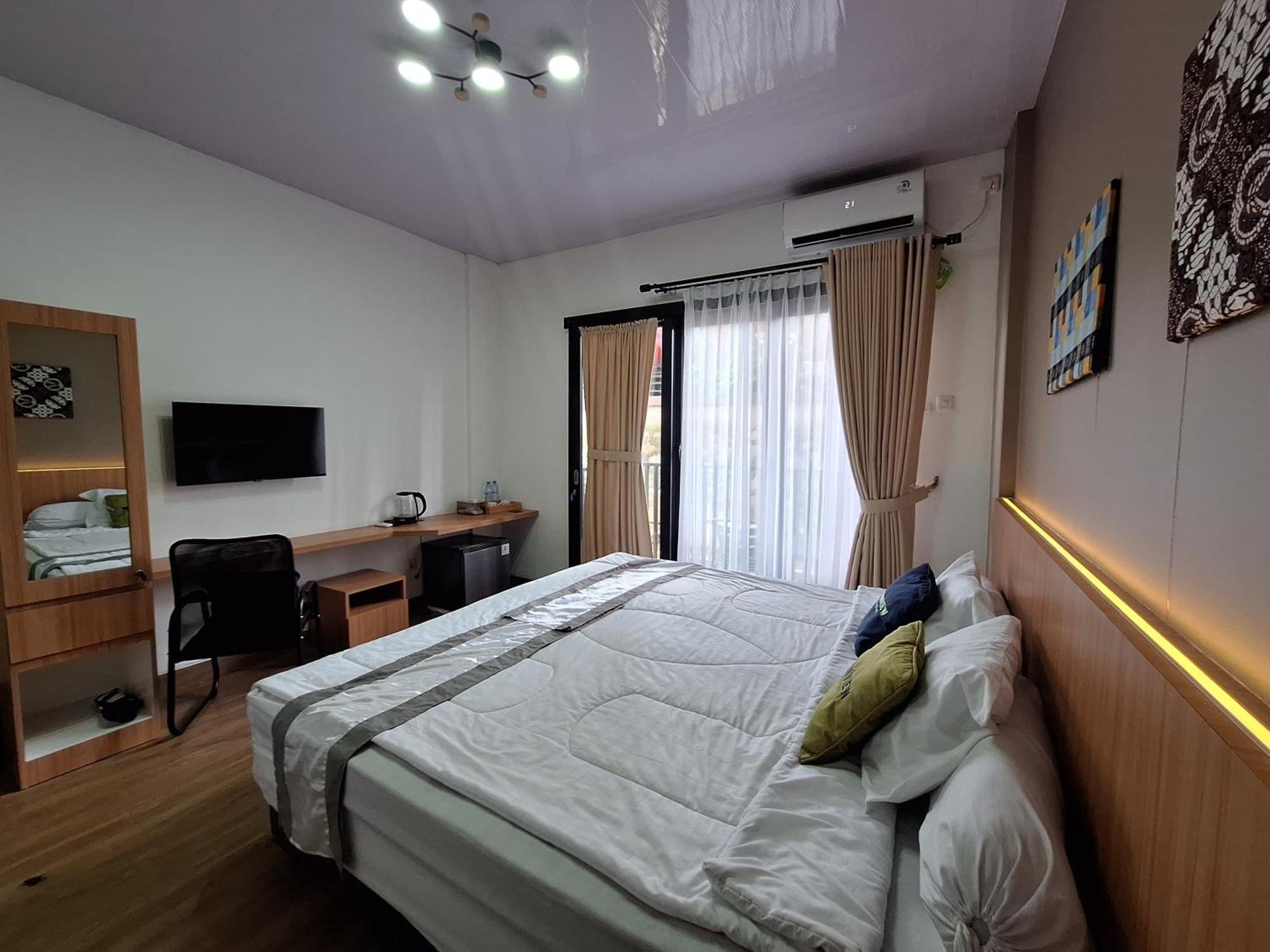 Urbanview Hotel Inkoppabri Cisarua Puncak ภายนอก รูปภาพ
